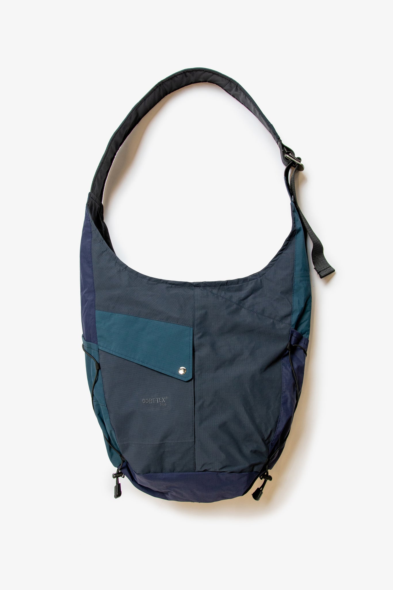 BOBCAT CROSS-BODY BAG, NAVY